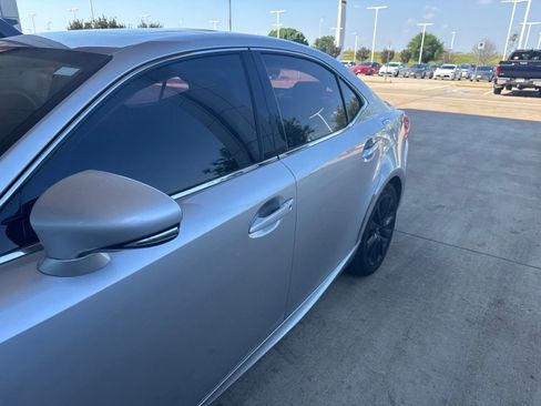 Used 2016 Lexus IS 300 AWD image 4