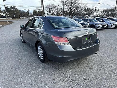 Used 2010 Honda Accord LX image 3