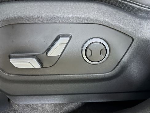 Used 2025 Hyundai Santa Fe SEL FWD image 22