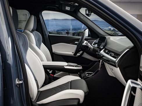 New 2026 BMW X1 xDrive28i w/ Convenience Package image 46