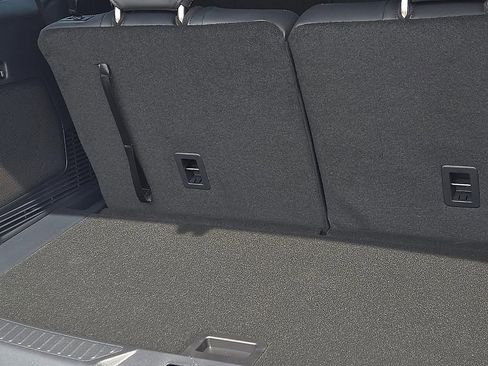 New 2026 Ford Explorer ST-Line image 8