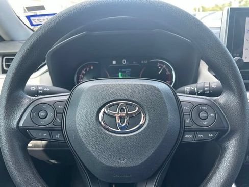 Used 2025 Toyota RAV4 XLE w/ Convenience Package FWD image 25