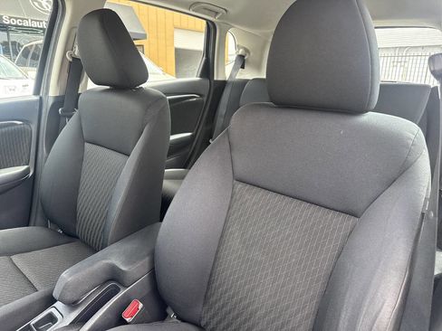 Used 2018 Honda Fit EX image 16