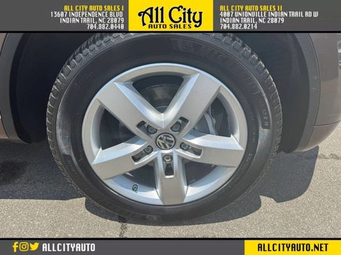 Used 2014 Volkswagen Touareg TDI AWD/4WD image 12