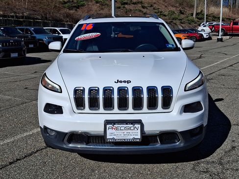 Certified 2016 Jeep Cherokee Limited w/ Luxury Group AWD/4WD image 2