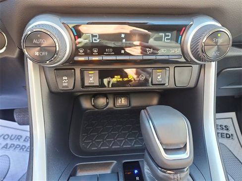 Used 2025 Toyota RAV4 XLE Premium image 18