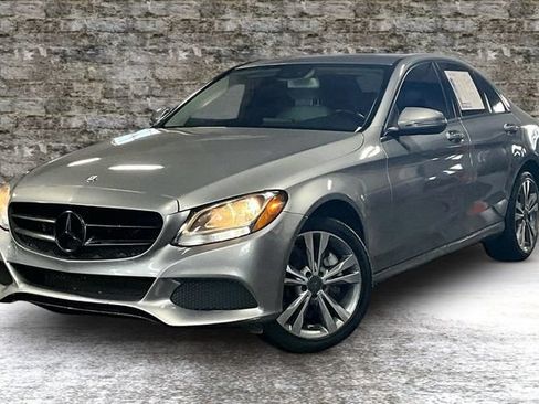 Used 2016 Mercedes-Benz C 300 4MATIC Sedan image 3