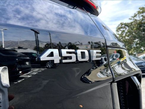 New 2026 Cadillac Lyriq Sport image 16