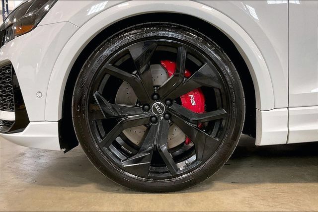 Certified 2024 Audi RS Q8 AWD/4WD image 9