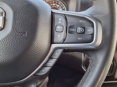 Used 2025 RAM 2500 Big Horn AWD/4WD image 19