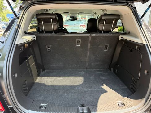 Used 2019 Chevrolet Trax LT w/ LT Convenience Package FWD image 15