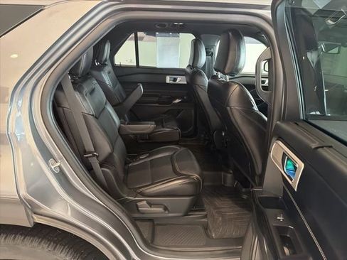 Used 2021 Ford Explorer ST w/ Equipment Group 401A image 21