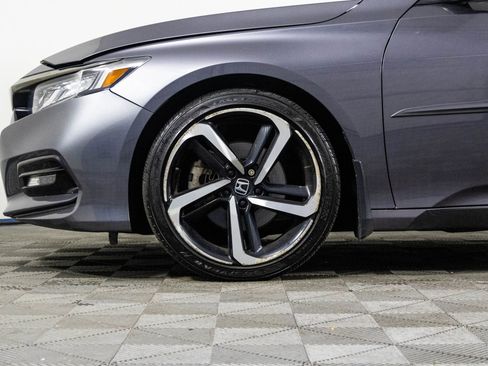 Used 2018 Honda Accord Sport image 42