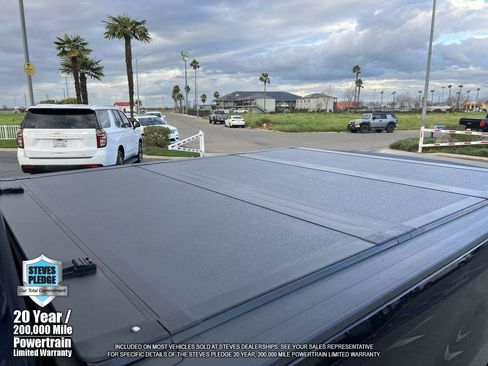 Used 2022 Ford F250 Lariat w/ Black Appearance Package image 37