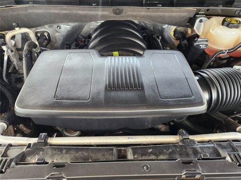 Used 2023 Chevrolet Silverado 1500 LTZ w/ LTZ Convenience Package II AWD/4WD image 33