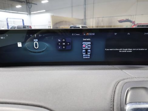 Used 2025 Ford Expedition Tremor AWD/4WD image 11