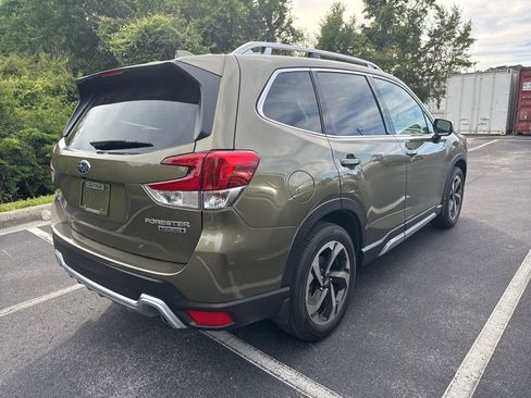 Certified 2023 Subaru Forester Touring AWD/4WD image 6