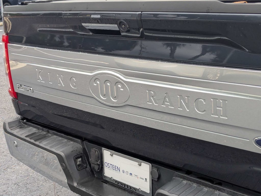 Used 2022 Ford F150 King Ranch w/ Equipment Group 601A High AWD/4WD image 18