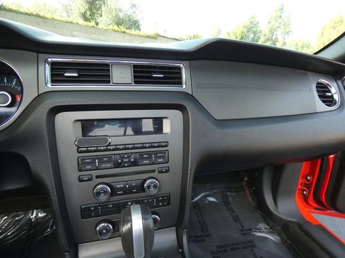 Used 2013 Ford Mustang Convertible image 49