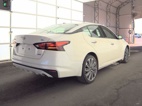 Used 2024 Nissan Altima 2.5 SL image 4