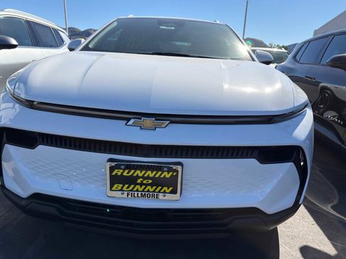 New 2026 Chevrolet Equinox EV LT image 42