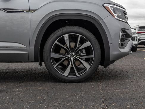 New 2026 Volkswagen Atlas Cross Sport SEL Premium R-Line AWD/4WD image 43