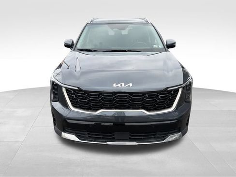 Certified 2024 Kia Sorento S w/ Panoramic Sunroof Package image 11