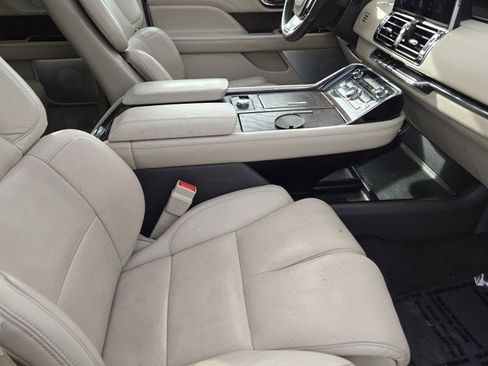 Used 2020 Lincoln Navigator L Reserve w/ Luxury Package image 5