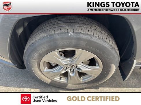 Used 2023 Toyota RAV4 XLE image 12