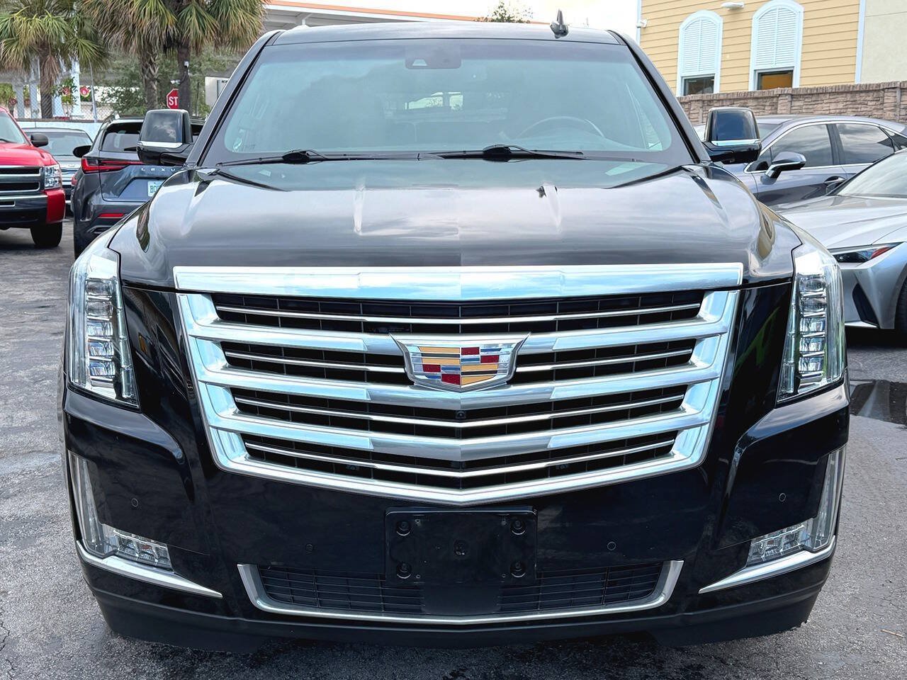 Used 2016 Cadillac Escalade Platinum AWD/4WD image 9
