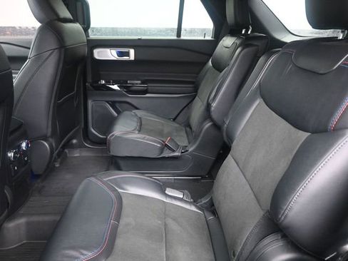 Used 2023 Ford Explorer ST w/ Technology Package image 8