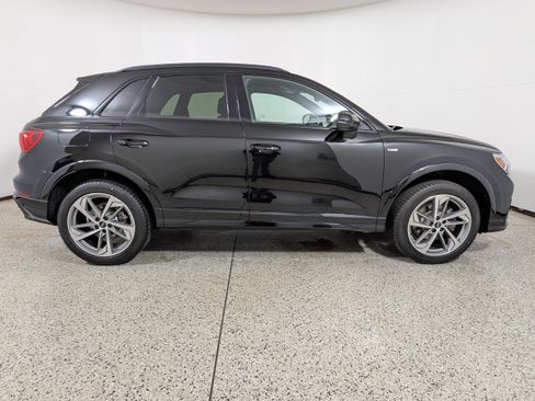 New 2025 Audi Q3 2.0T Premium image 8
