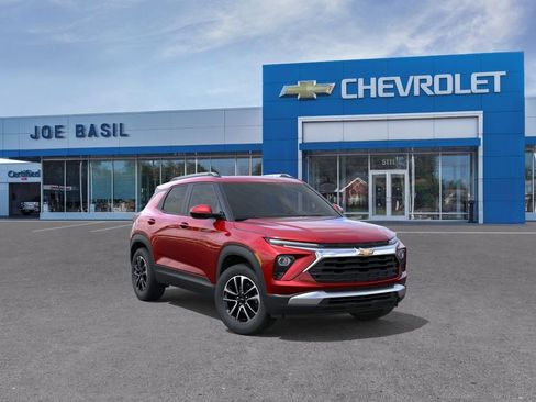 New 2026 Chevrolet TrailBlazer LT w/ LT Cold Weather Package AWD/4WD image 1