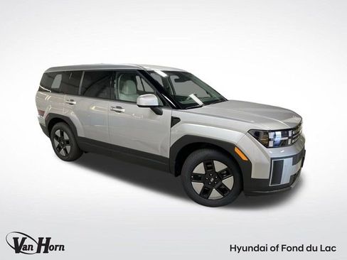 New 2026 Hyundai Santa Fe SE image 1