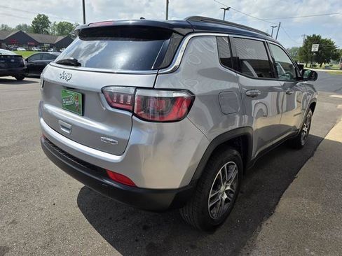 Used 2018 Jeep Compass Latitude w/ Popular Equipment Group AWD/4WD image 6