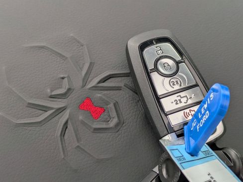 New 2026 Ford F250 XLT w/ XLT Premium Package image 33