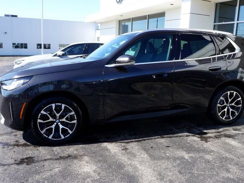 Used 2026 BMW X3 xDrive30i w/ Convenience Package AWD/4WD image 2