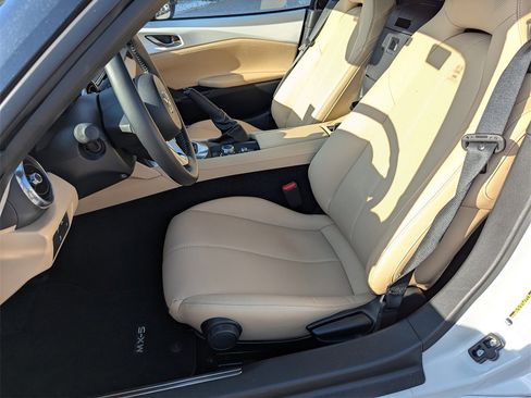 Used 2025 MAZDA MX-5 Miata Grand Touring image 12
