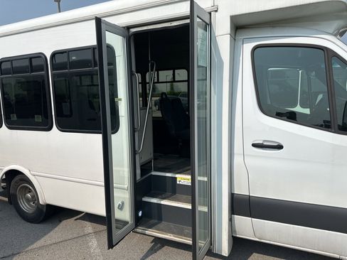 Used 2022 Mercedes-Benz Sprinter 3500 image 50