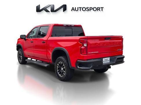 Used 2022 Chevrolet Silverado 1500 ZR2 w/ Technology Package AWD/4WD image 10