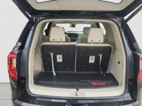 Used 2023 GMC Acadia Denali w/ Trailering Package AWD/4WD image 21