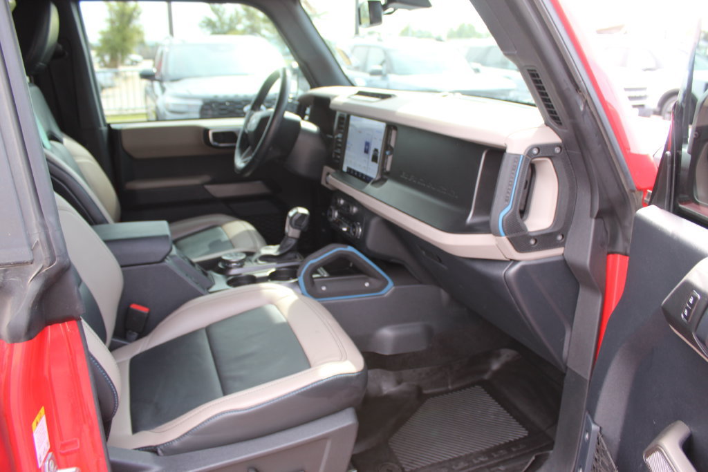 Used 2023 Ford Bronco Wildtrak AWD/4WD image 12