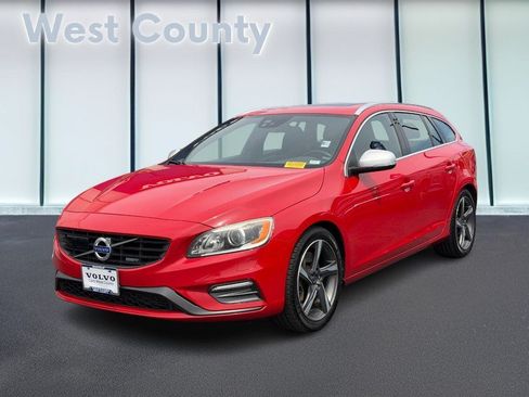 Used 2015 Volvo V60 T6 R-Design Platinum AWD/4WD image 9