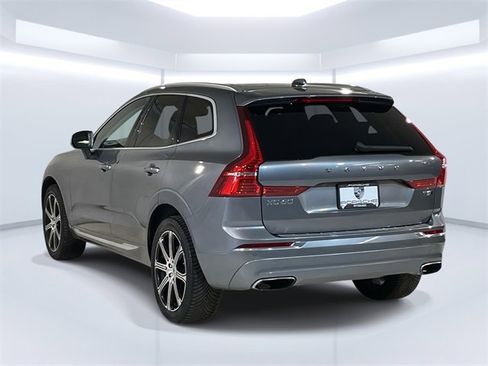 Used 2021 Volvo XC60 T5 Inscription w/ Protection Package Premier image 3