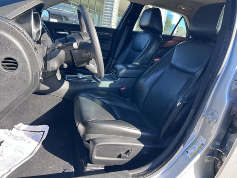 Used 2022 Chrysler 300 Touring L w/ Comfort Group image 32