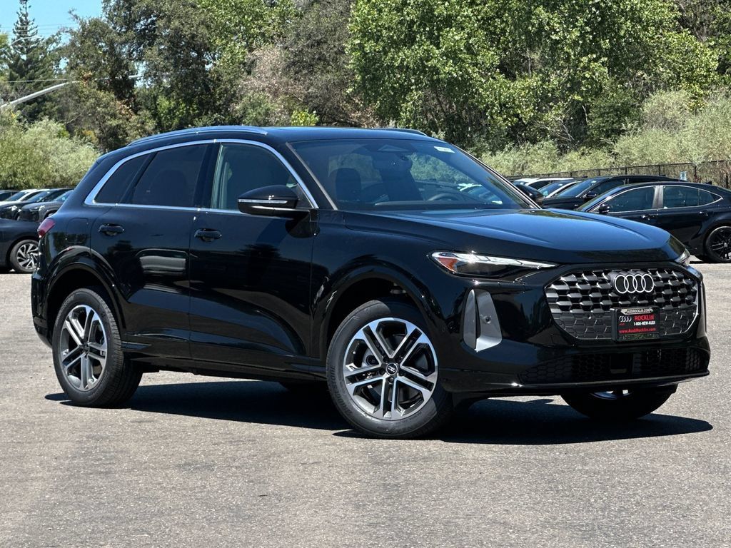 New 2026 Audi Q5 Premium AWD/4WD image 2