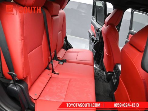 Used 2025 Toyota 4Runner TRD Pro AWD/4WD image 26