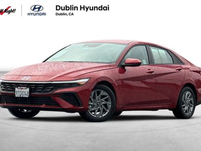 Certified 2025 Hyundai Elantra Blue w/ Cargo Package