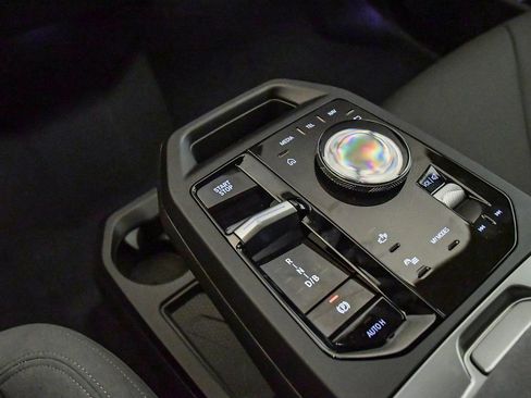 New 2026 BMW iX xDrive45 w/ M Sport Package image 24