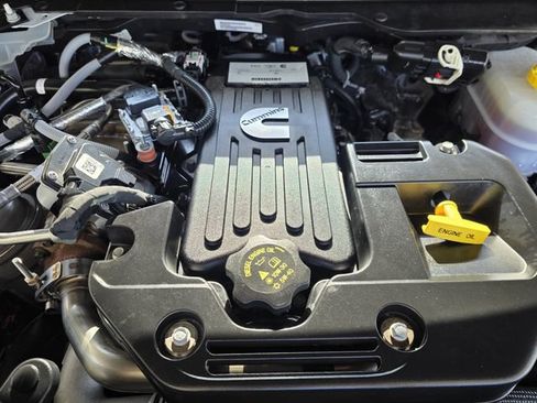 Used 2025 RAM 2500 Tradesman AWD/4WD image 24